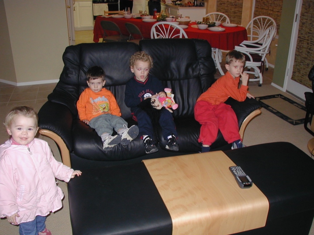Hildebrand Christmas ScreenSaver/1024x768_2003-12-25 Christmas Day J&H 17.jpg